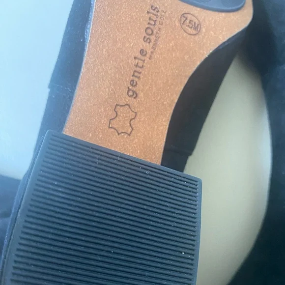 Gentle Souls Ella Stretch Knee High Boot Womens Black suede boot - Picture 3 of 7